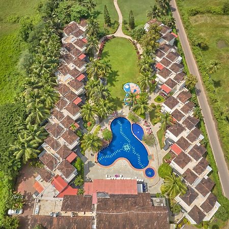 Royal Orchid Beach Resort & Spa, Utorda Beach Goa Esterno foto