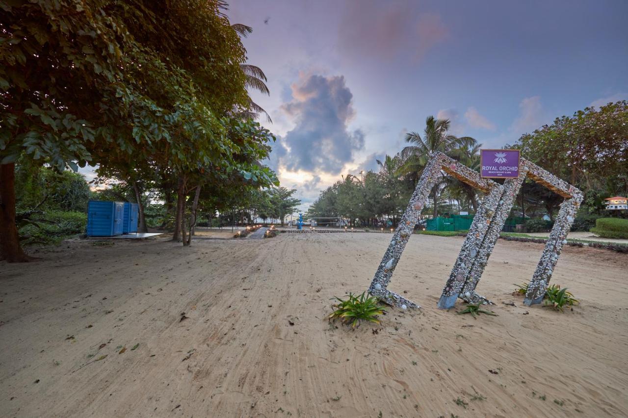 Royal Orchid Beach Resort & Spa, Utorda Beach Goa Esterno foto