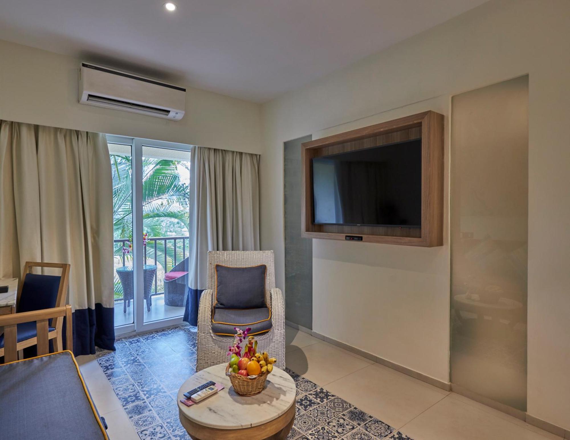 Royal Orchid Beach Resort & Spa, Utorda Beach Goa Esterno foto