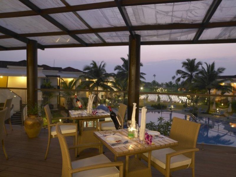 Royal Orchid Beach Resort & Spa, Utorda Beach Goa Esterno foto